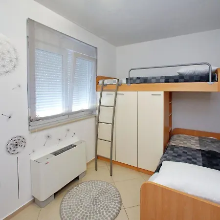 Tranquil In With Garden Apartment Bibinje